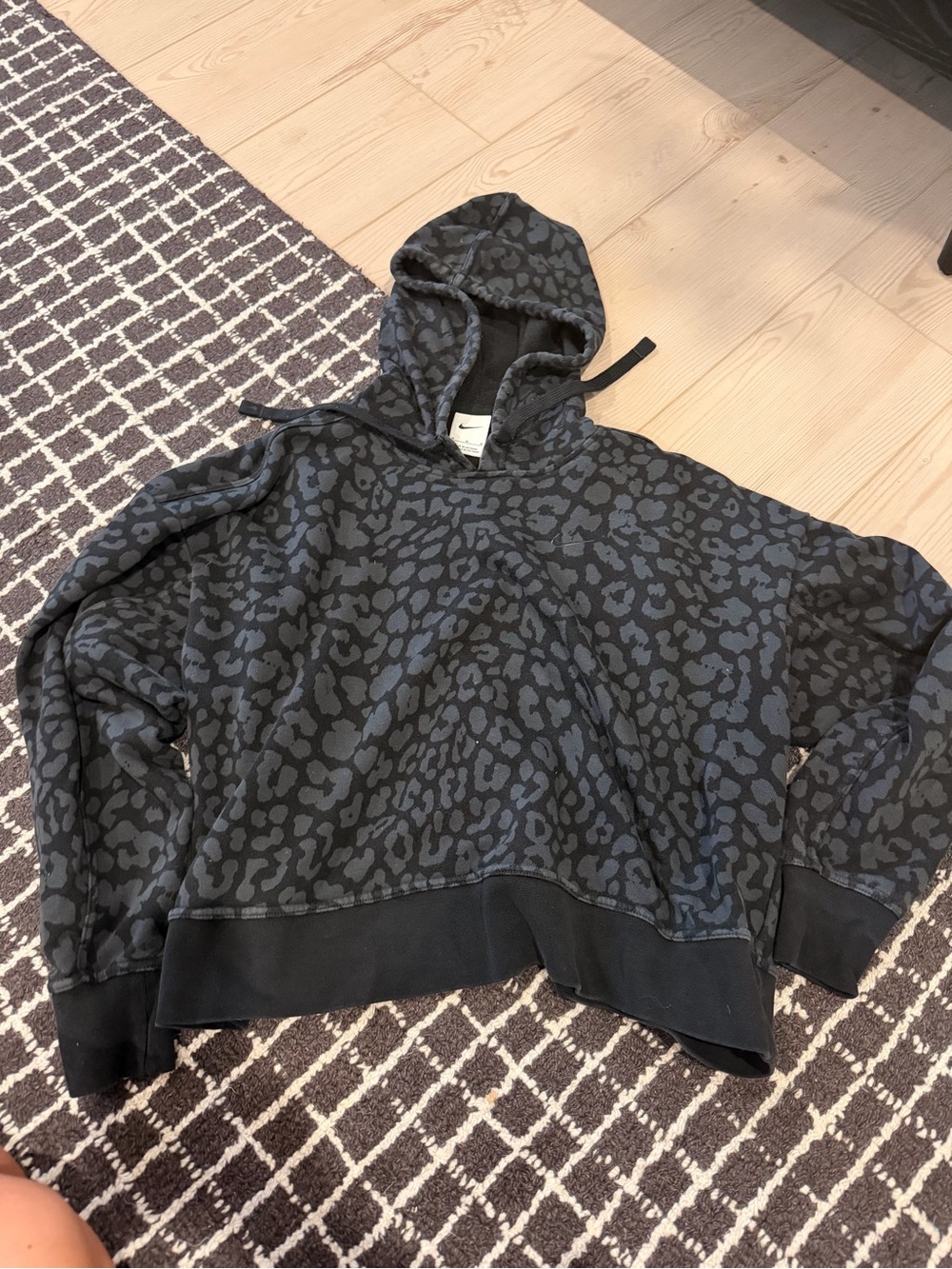 Nike Leopard Print Hoodie - Black & Gray